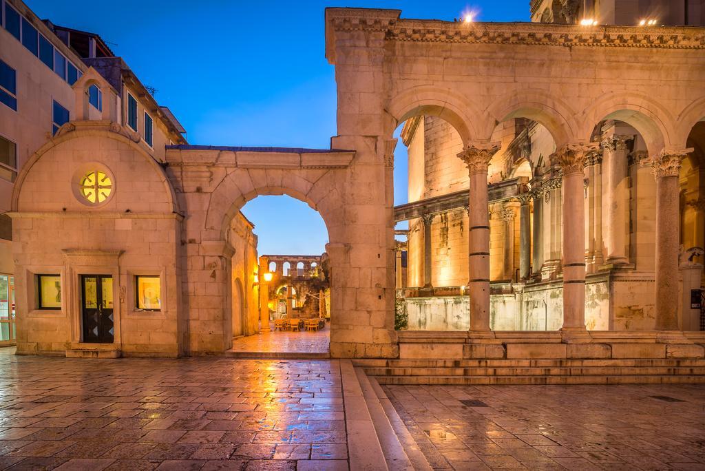 The Palace Collection In Split Centre Exterior photo